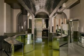 Richards Stanisich wins Australian Grand Prix at Dulux Colour Awards