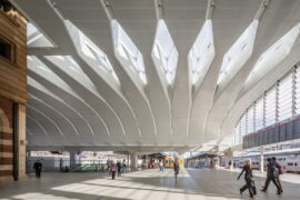 Decluttering Central Station for space, light and circulation