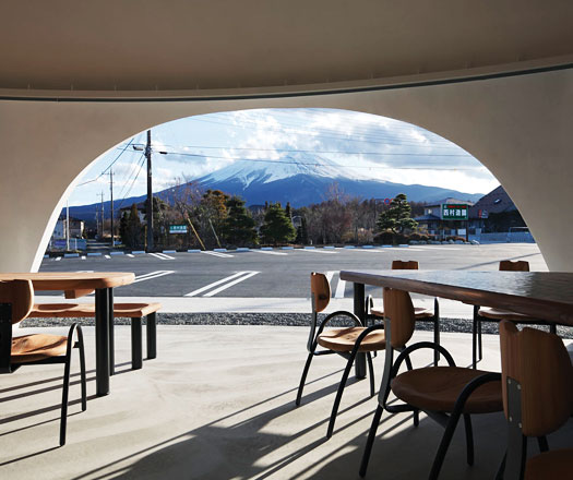 Hoto Fudo by Takeshi Hosaka Architects