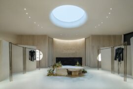 Mining joy, transcending time at Le Sélect